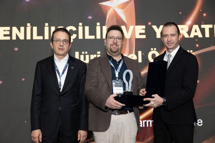 Elektra Elektronik, 22.TESİD Yenilikçilik Ve Yaratıcılık Ödülleri Töreninde Dynamix Aktif Harmonik Filtre Ürünüyle Ödül Kazandı