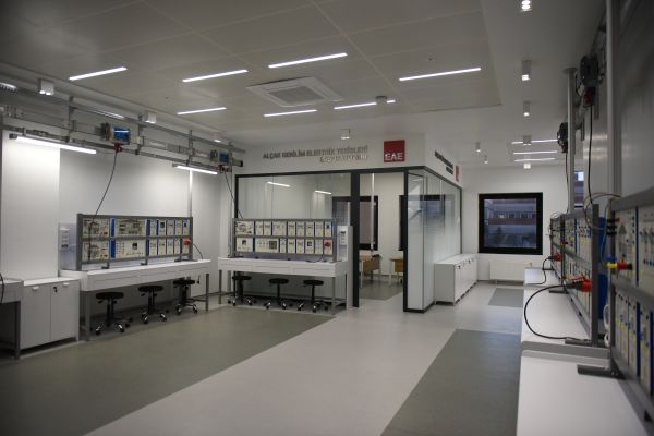 EAE Alçak Gerilim Laboratuarı