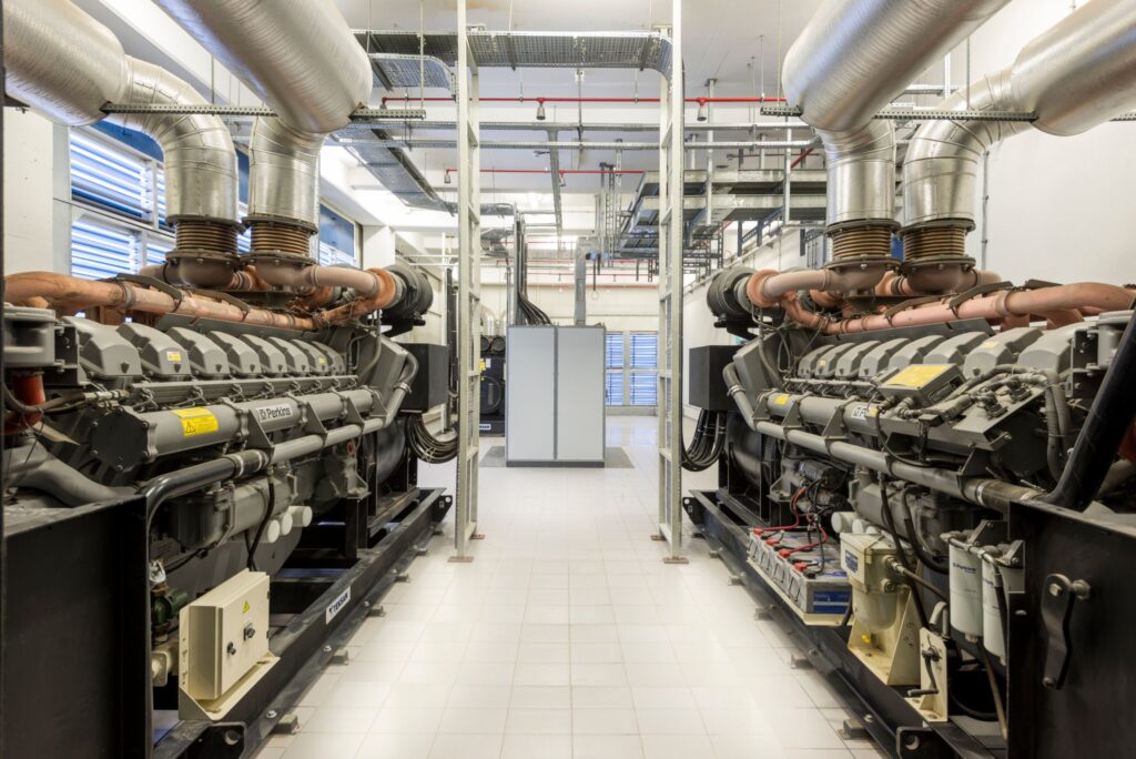 Jeneratör yerleşimi egzoz izolasyonu