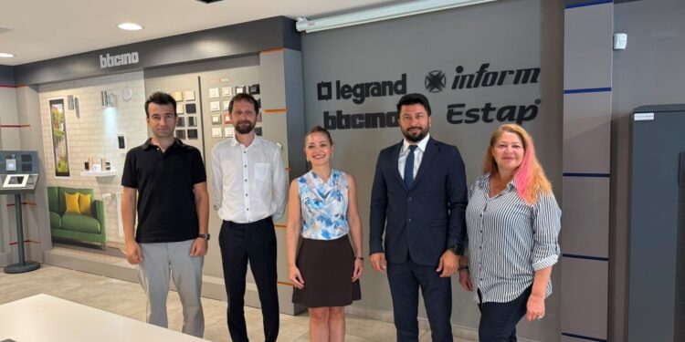 Üyelerimizden LEGRAND’ı Ziyaret Ettik